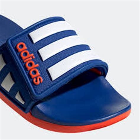 Adidas kindersipper Adilette Comfort Maat 35 